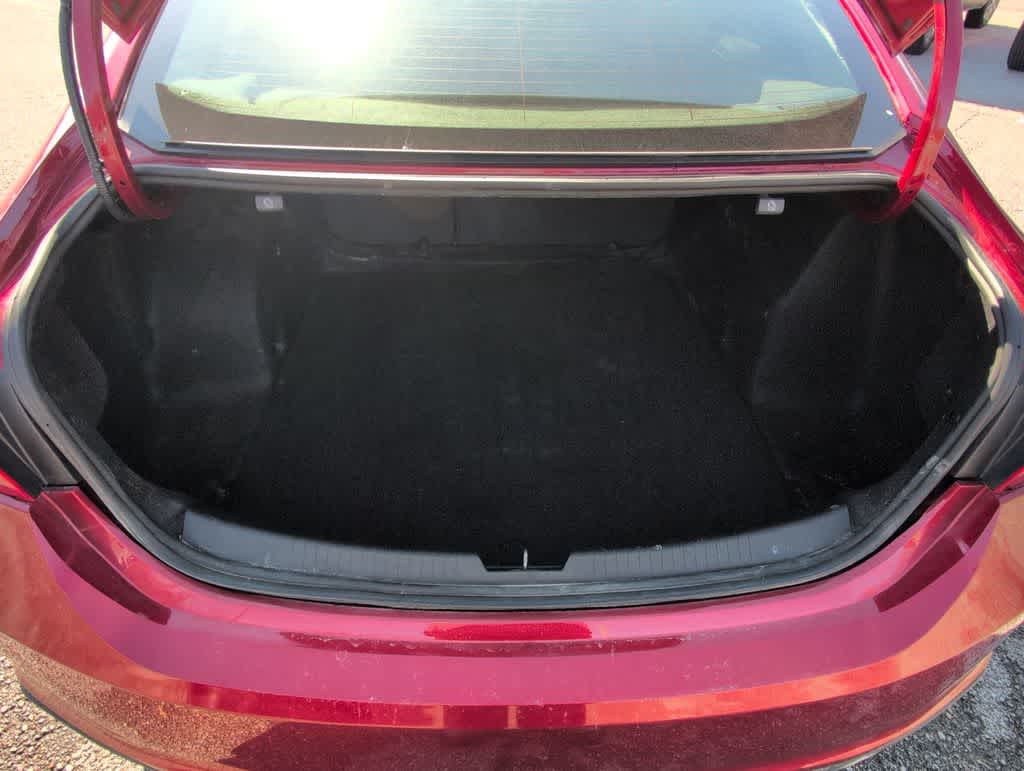 Thumbnail: 2023 Chevrolet Malibu - 34