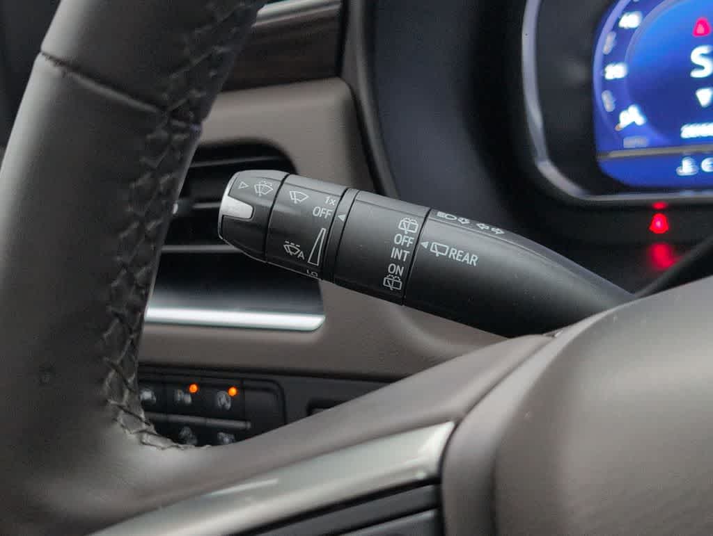 Thumbnail: 2023 Chevrolet Tahoe - 27