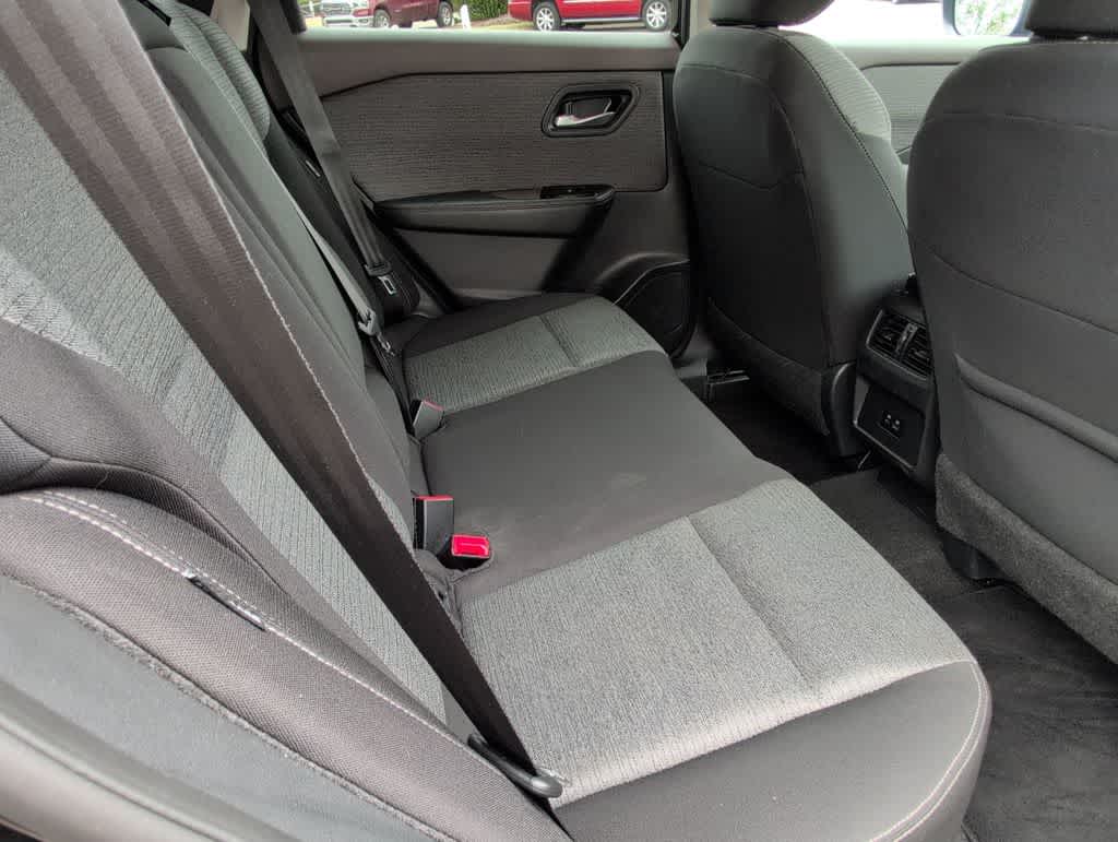 Thumbnail: 2023 Nissan Rogue - 20