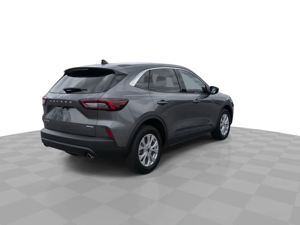 Thumbnail: 2023 Ford Escape - 8