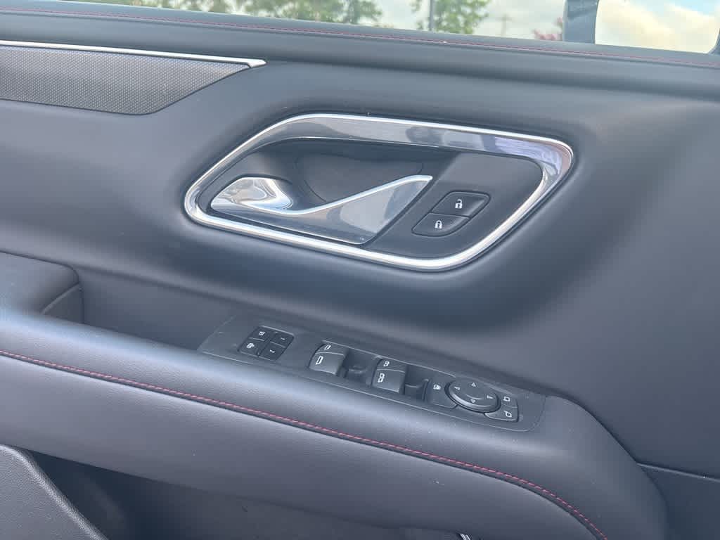 Thumbnail: 2023 Chevrolet Tahoe - 12