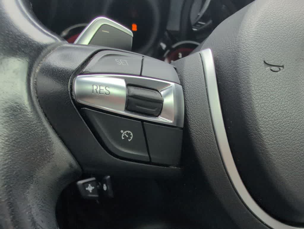 Thumbnail: 2016 BMW 6 Series - 25