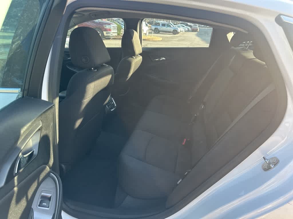 Thumbnail: 2024 Chevrolet Malibu - 14