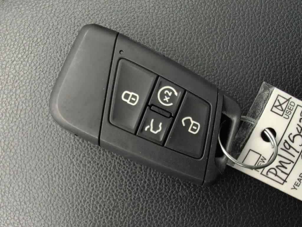 Thumbnail: 2023 Volkswagen Tiguan - 36