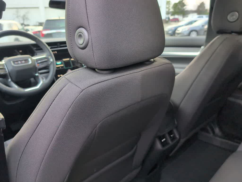 Thumbnail: 2025 GMC Terrain - 18