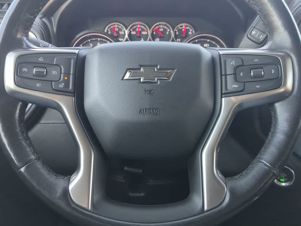 Thumbnail: 2020 Chevrolet Silverado 1500 - 23