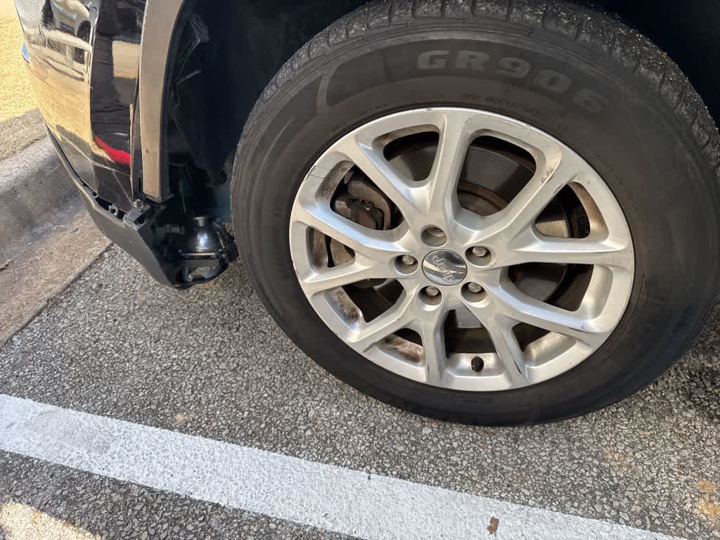 Thumbnail: 2015 Jeep Cherokee - 2