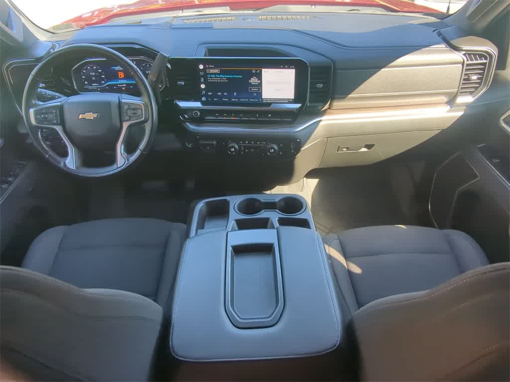 Thumbnail: 2022 Chevrolet Silverado 1500 - 16