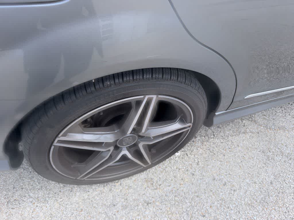 Thumbnail: 2013 Mercedes-Benz C-Class - 11
