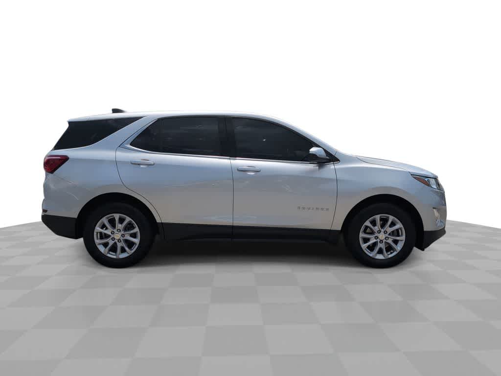 Thumbnail: 2020 Chevrolet Equinox - 9