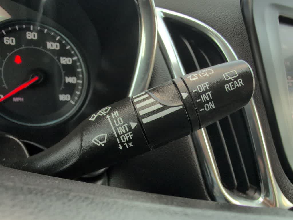 Thumbnail: 2023 Chevrolet Equinox - 25