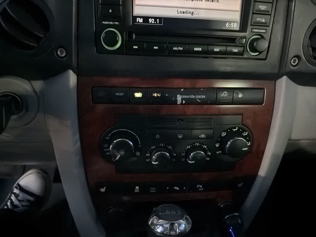 Thumbnail: 2007 Jeep Commander - 11