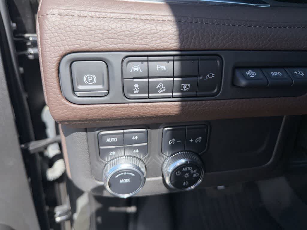 Thumbnail: 2022 GMC Yukon - 10