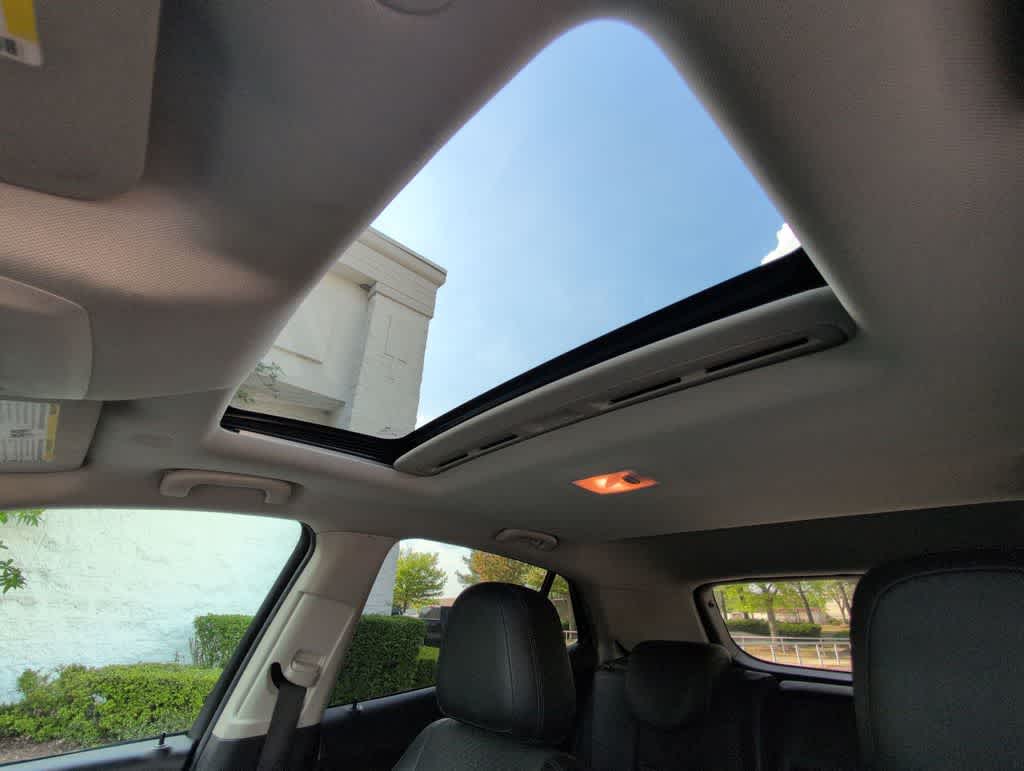 Thumbnail: 2017 Buick Encore - 23