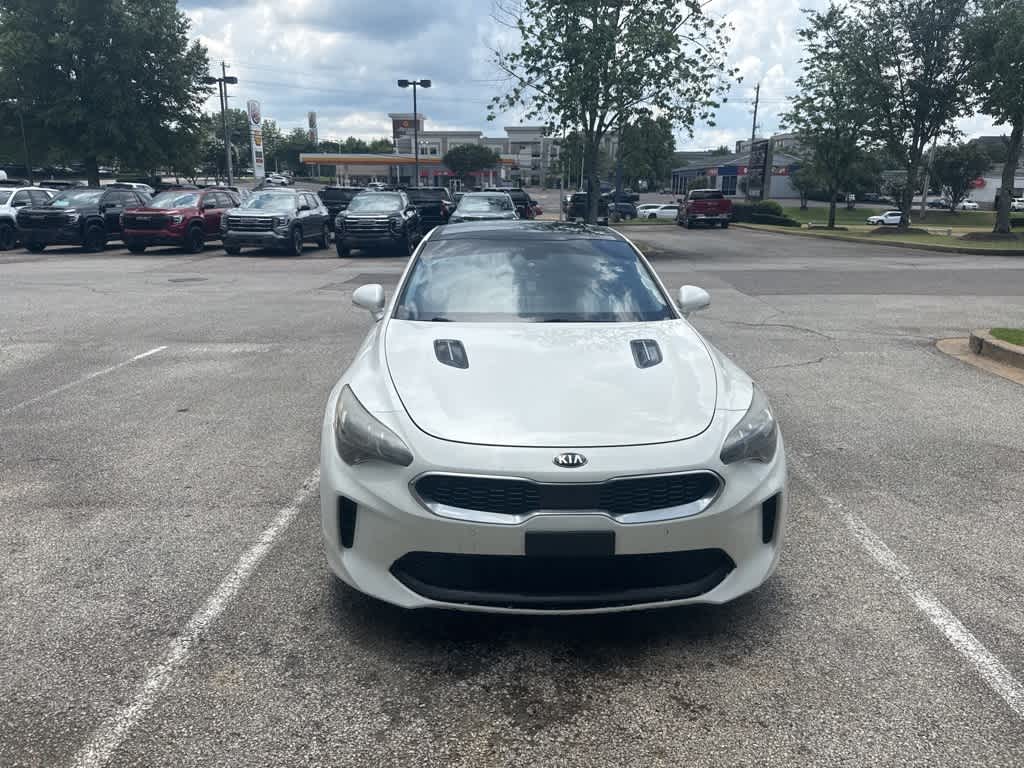 Thumbnail: 2018 Kia Stinger - 2