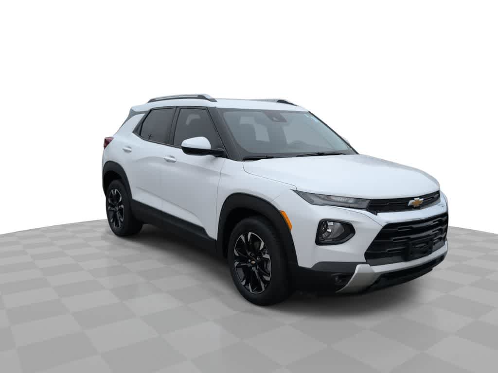 Thumbnail: 2023 Chevrolet TrailBlazer - 2