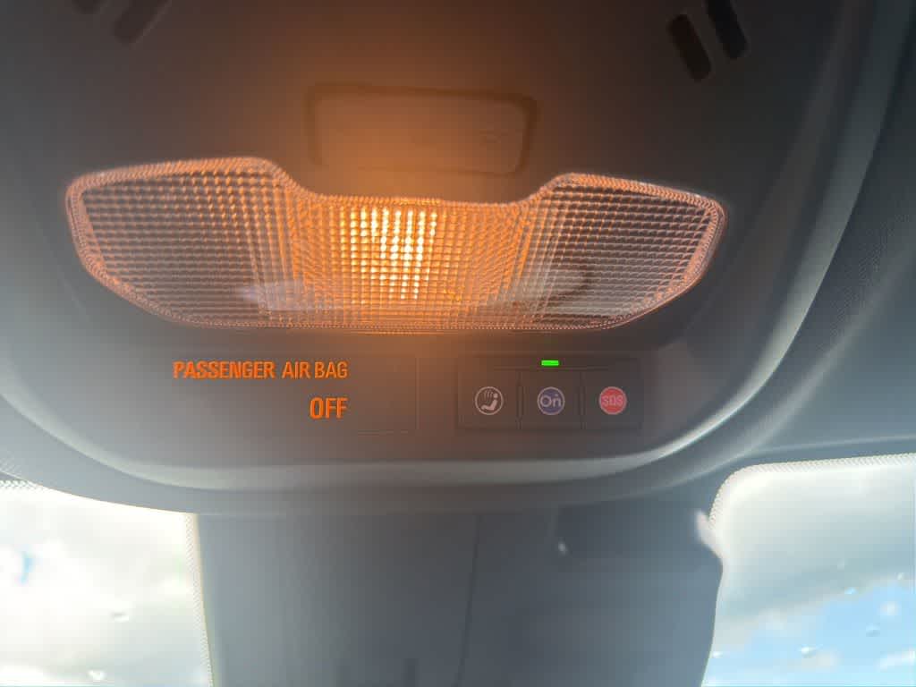 Thumbnail: 2025 Chevrolet Trax - 17