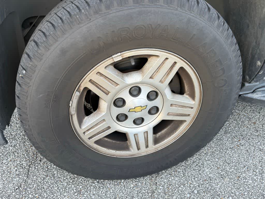 Thumbnail: 2008 Chevrolet Tahoe - 12
