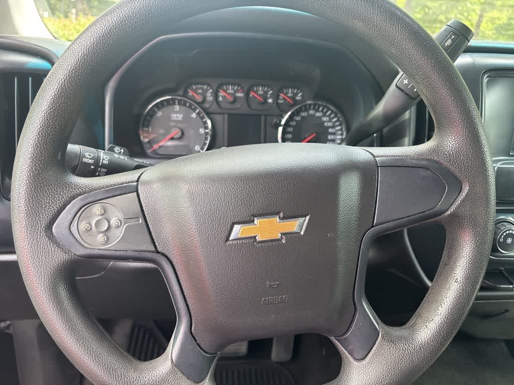 Thumbnail: 2018 Chevrolet Silverado 1500 - 3