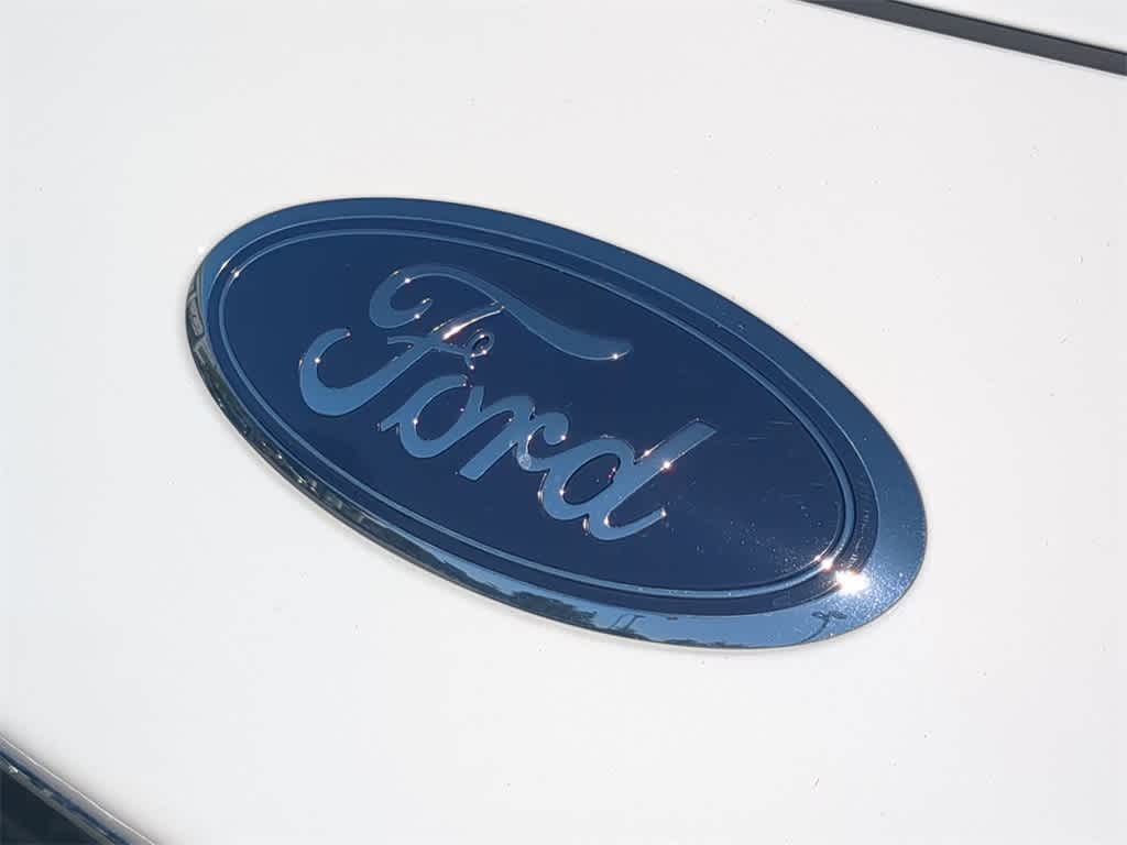 Thumbnail: 2022 Ford Escape - 12