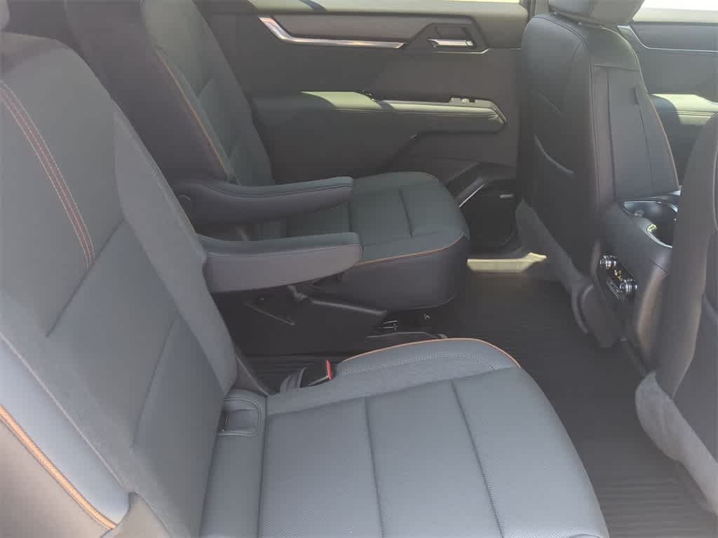 Thumbnail: 2024 GMC Acadia - 21