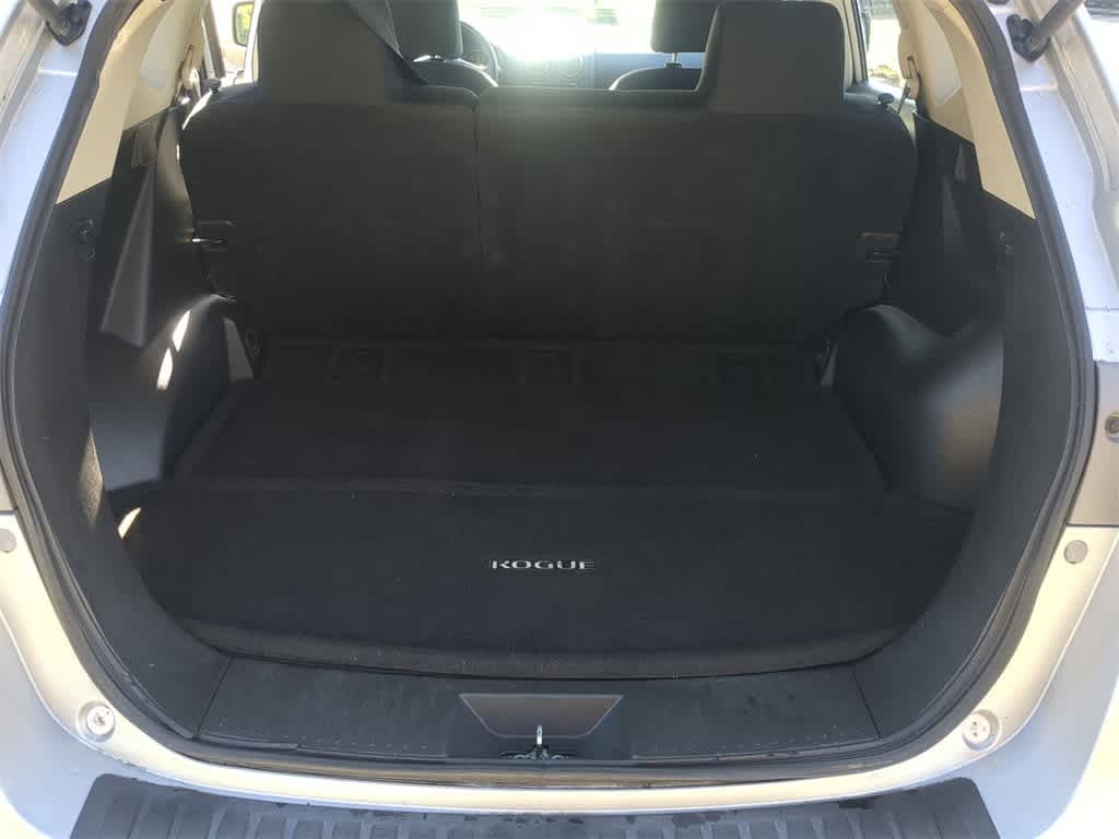 Thumbnail: 2013 Nissan Rogue - 29