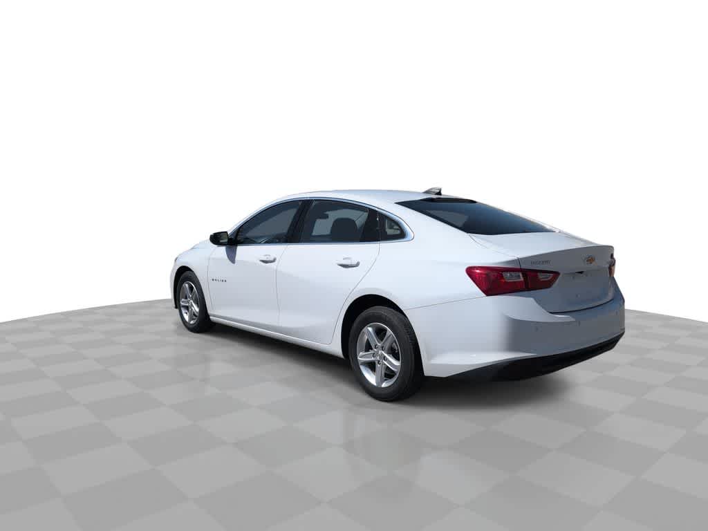 Thumbnail: 2024 Chevrolet Malibu - 6