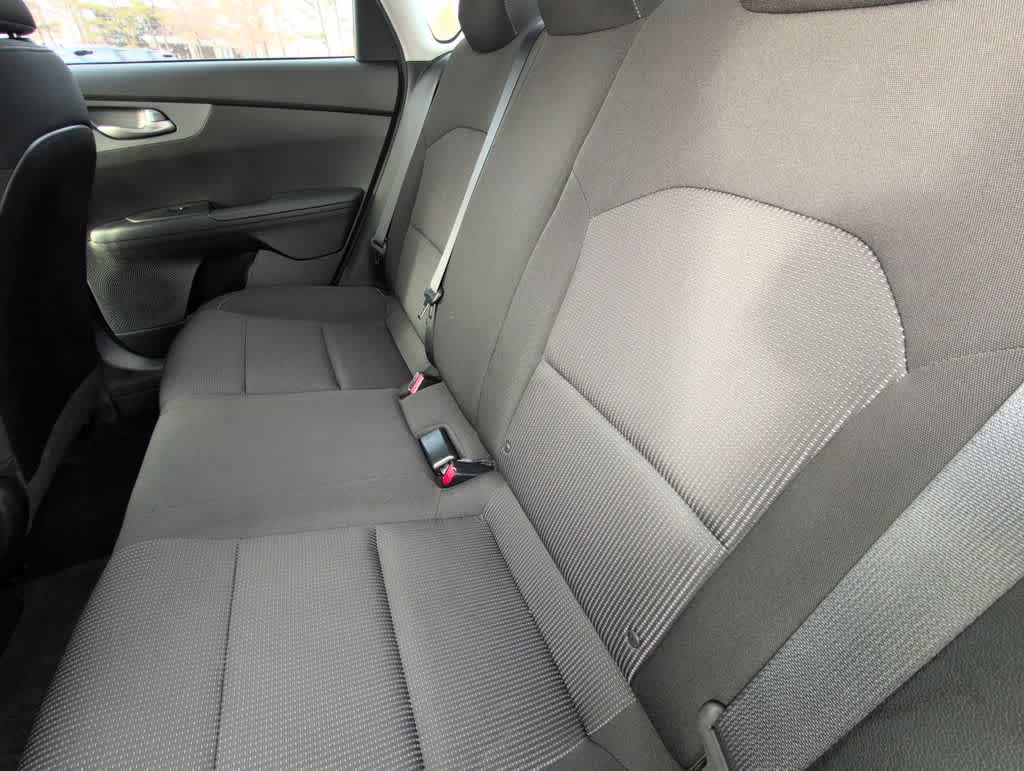 Thumbnail: 2021 Kia Forte - 20