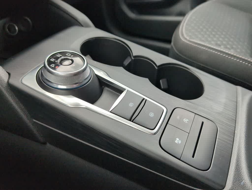 Thumbnail: 2023 Ford Escape - 31