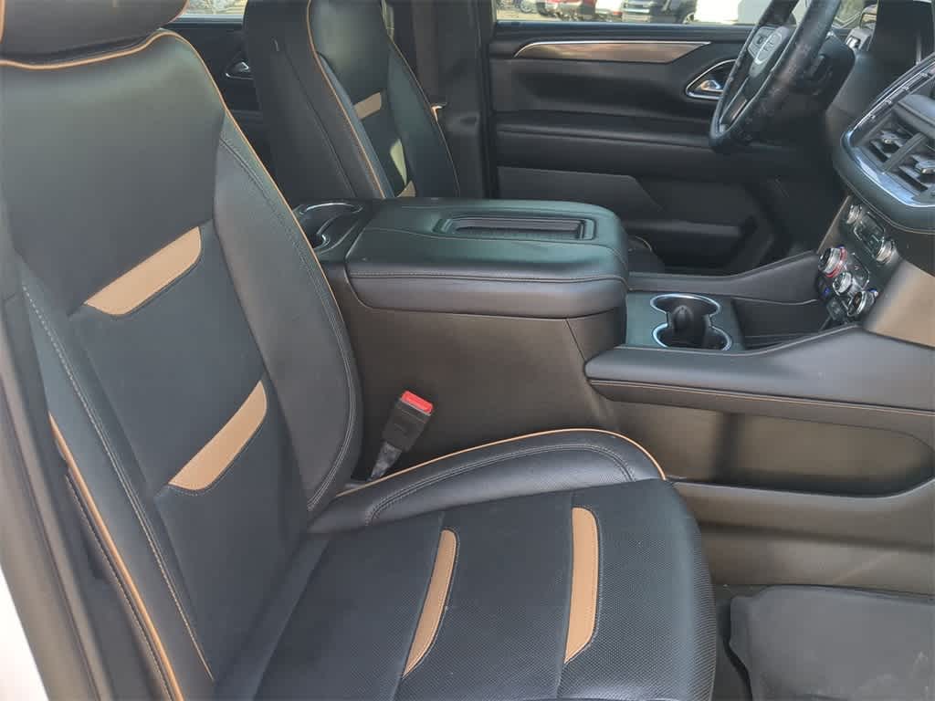 Thumbnail: 2023 GMC Yukon XL - 22
