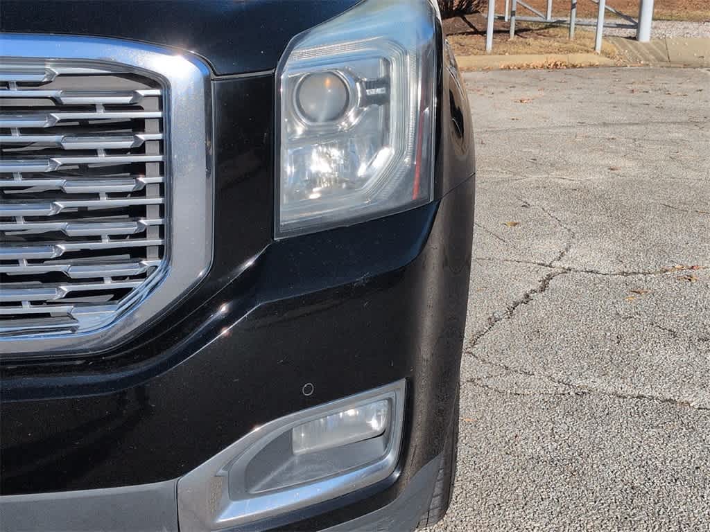 Thumbnail: 2019 GMC Yukon XL - 11