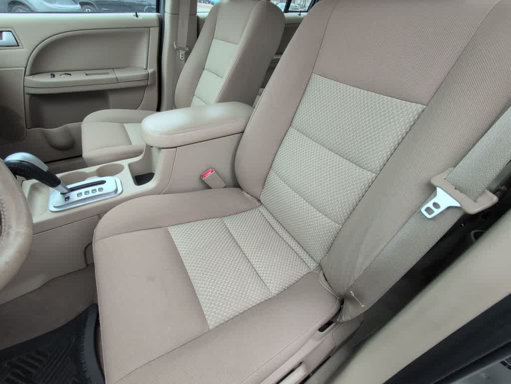 Thumbnail: 2007 Ford Freestyle - 17