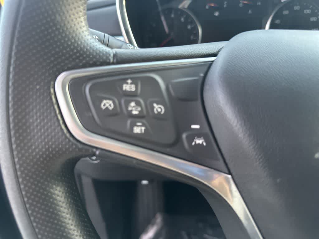 Thumbnail: 2023 Chevrolet Equinox - 17