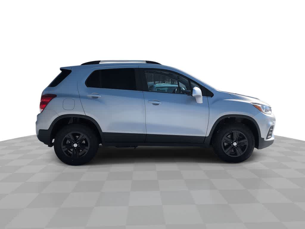 Thumbnail: 2019 Chevrolet Trax - 9