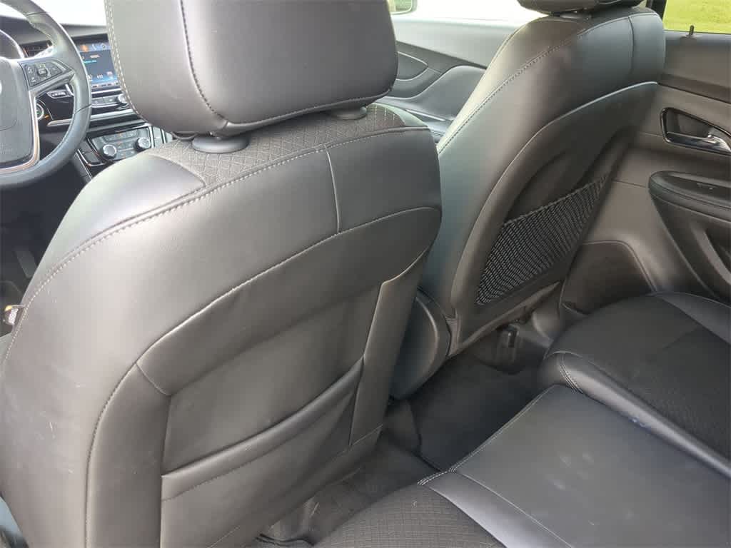 Thumbnail: 2018 Buick Encore - 17
