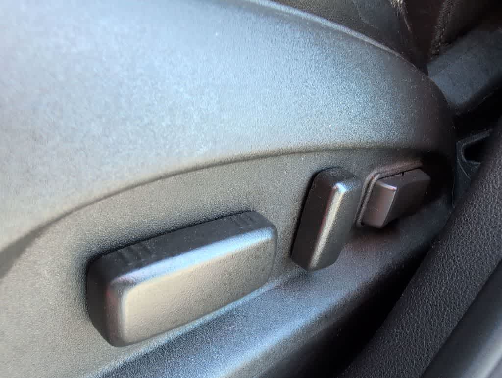 Thumbnail: 2015 GMC Terrain - 17