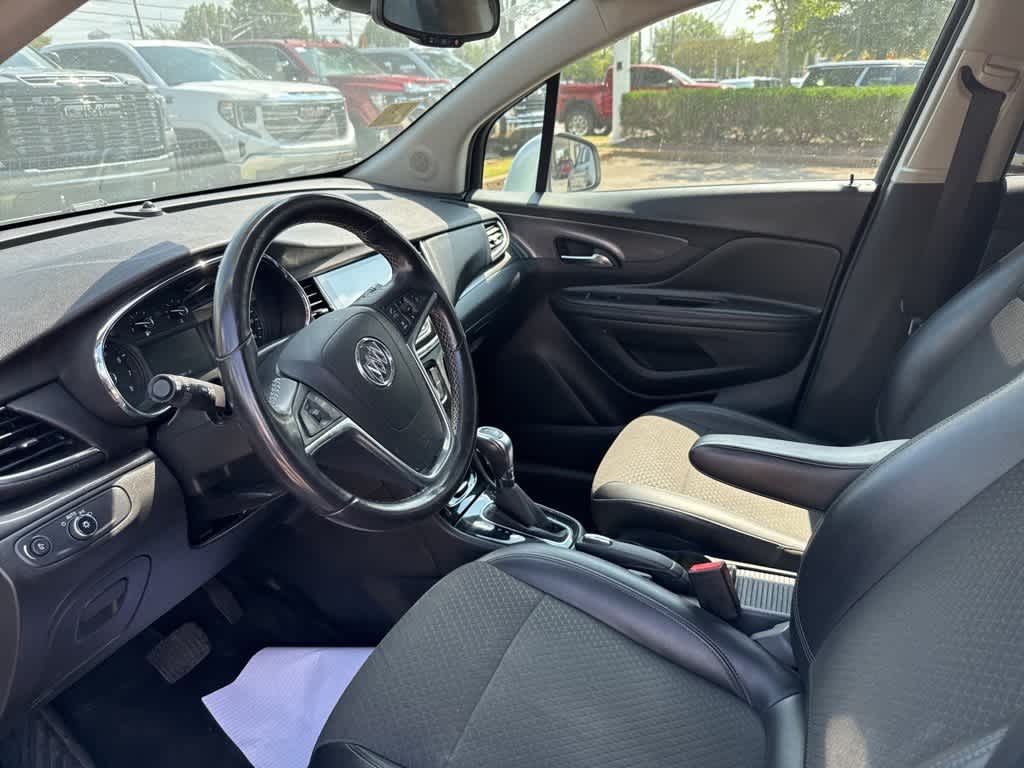 Thumbnail: 2018 Buick Encore - 12