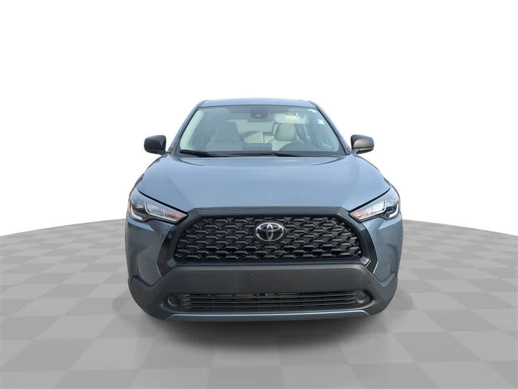 Thumbnail: 2022 Toyota Corolla Cross - 3