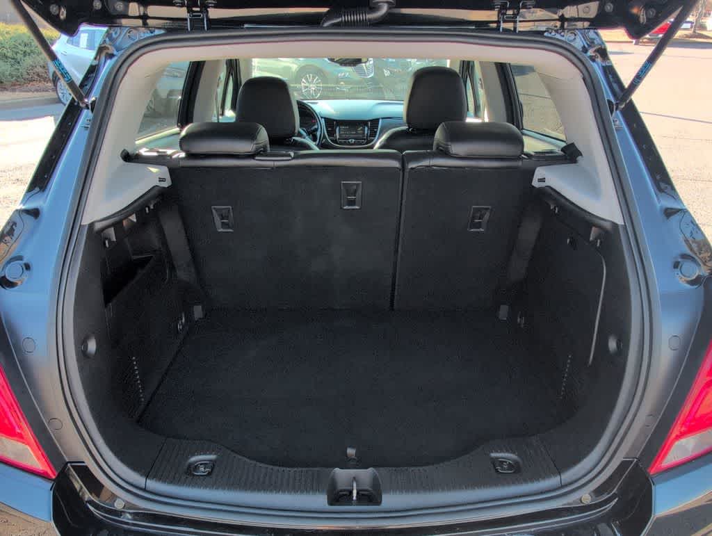 Thumbnail: 2017 Chevrolet Trax - 35