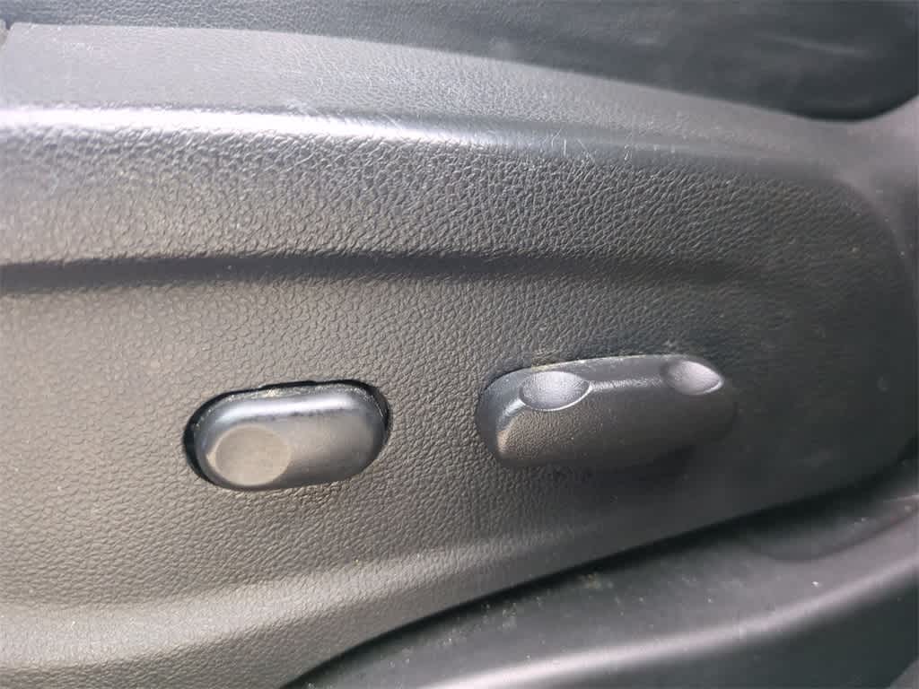 Thumbnail: 2018 Buick Encore - 17