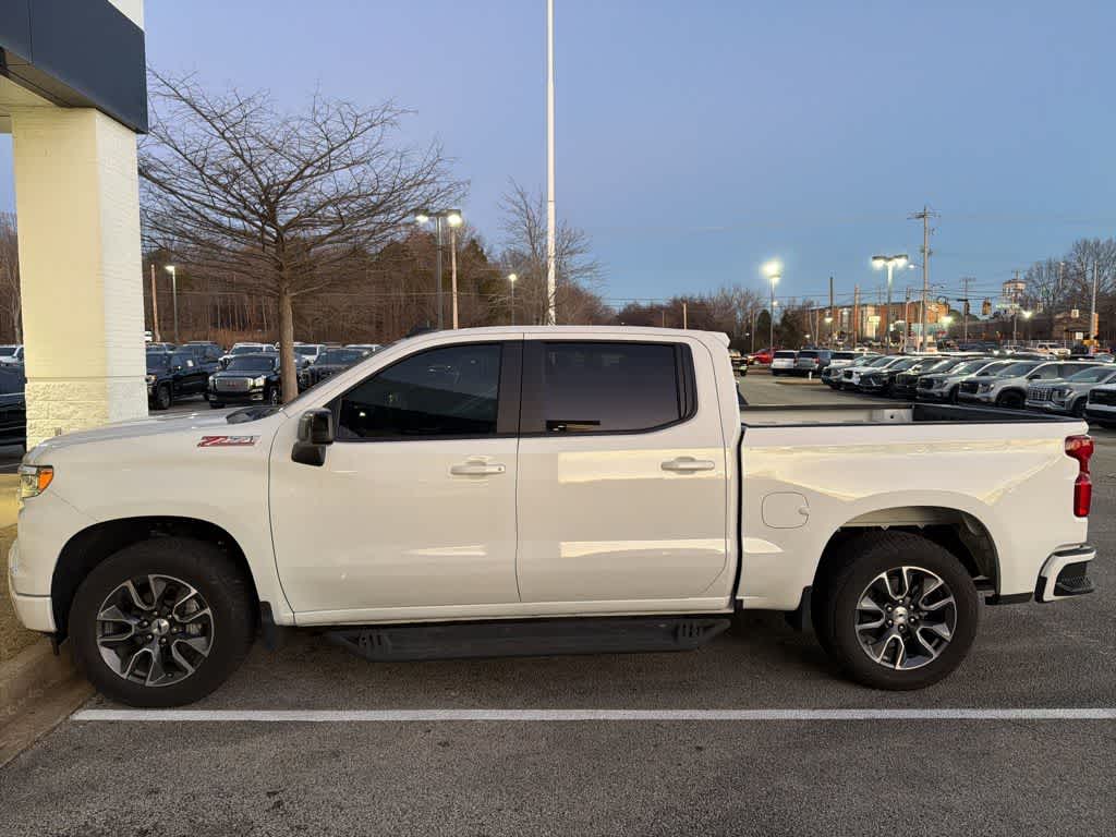 Thumbnail: 2024 Chevrolet Silverado 1500 - 4