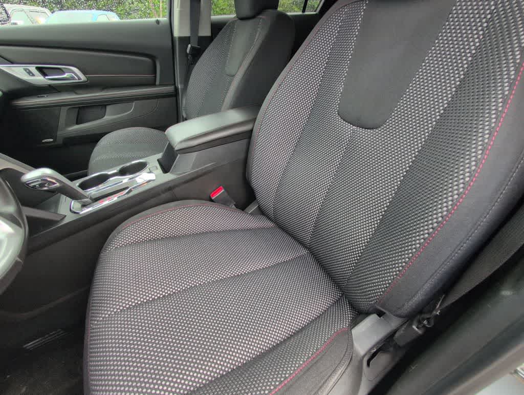 Thumbnail: 2015 GMC Terrain - 17