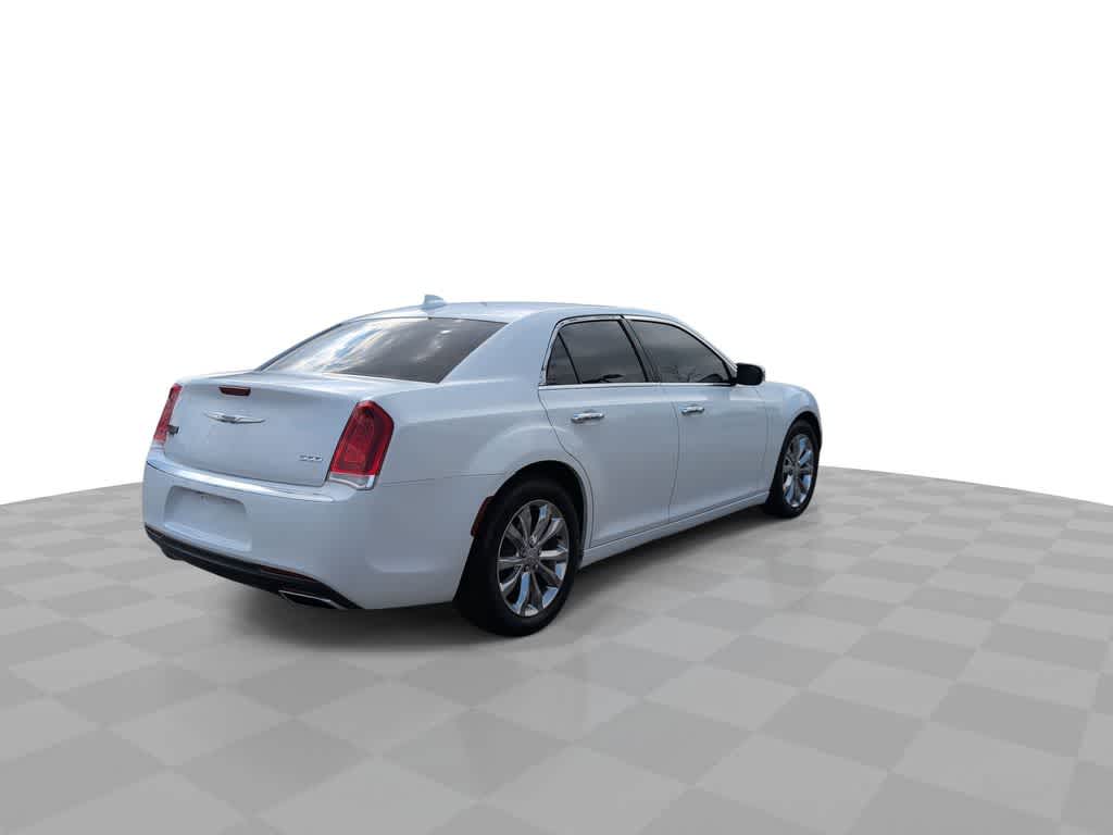 Thumbnail: 2019 Chrysler 300 - 8