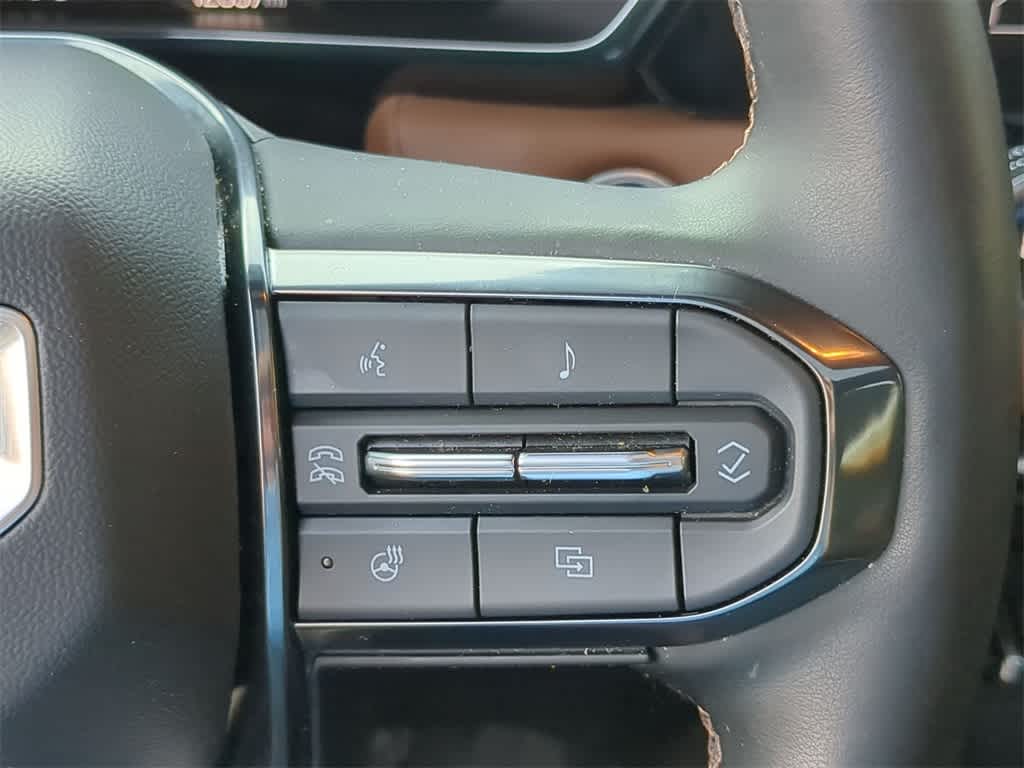 Thumbnail: 2023 GMC Canyon - 25