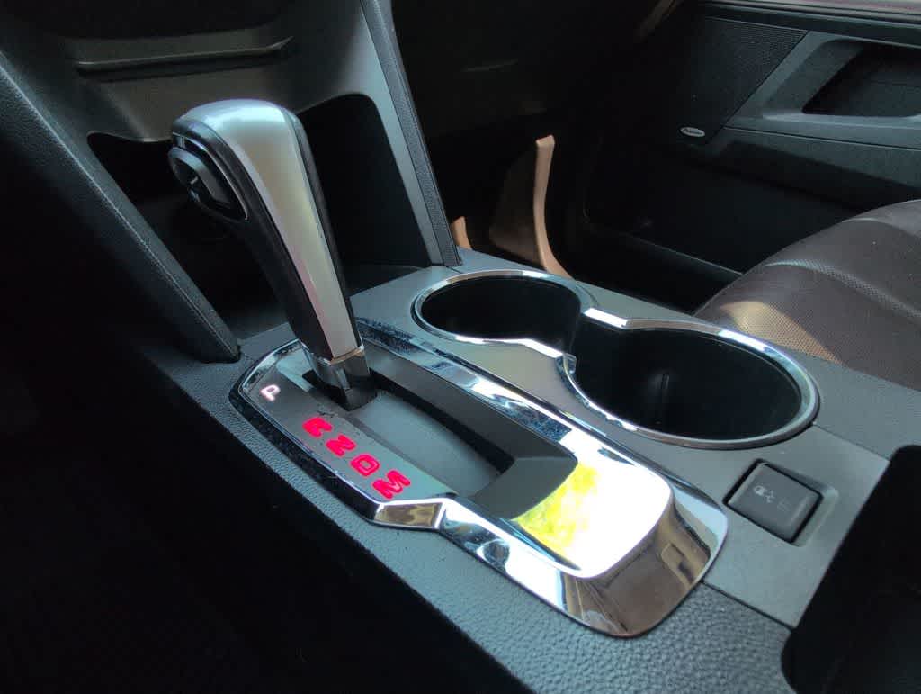 Thumbnail: 2015 GMC Terrain - 32