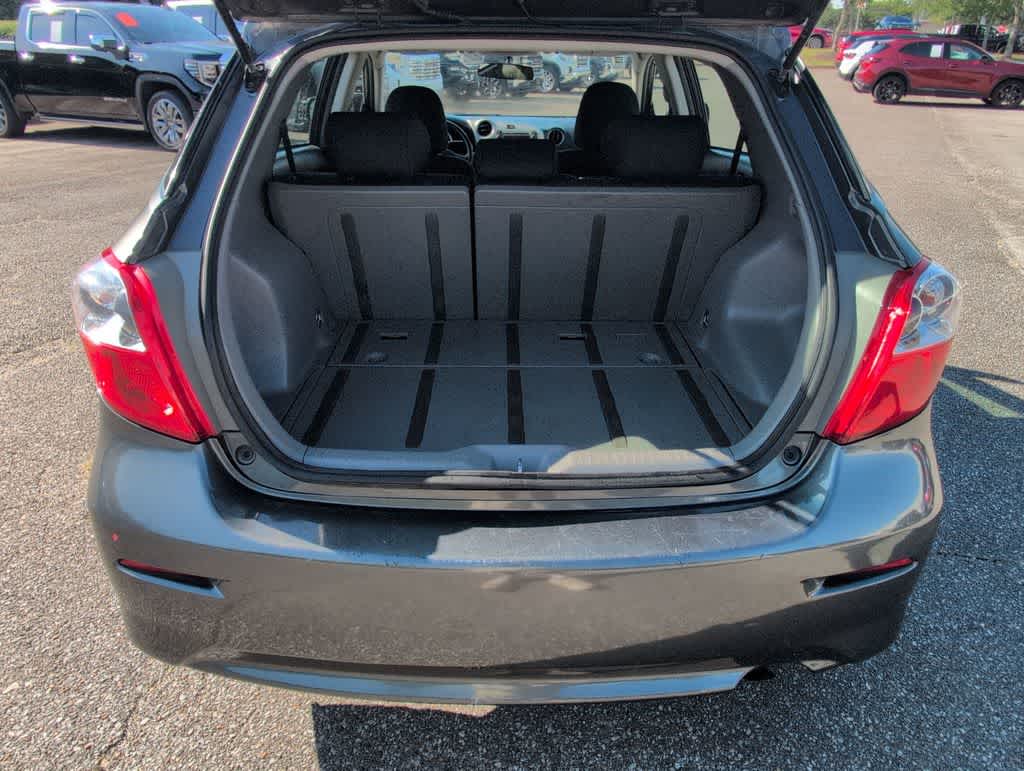 Thumbnail: 2010 Toyota Matrix - 31