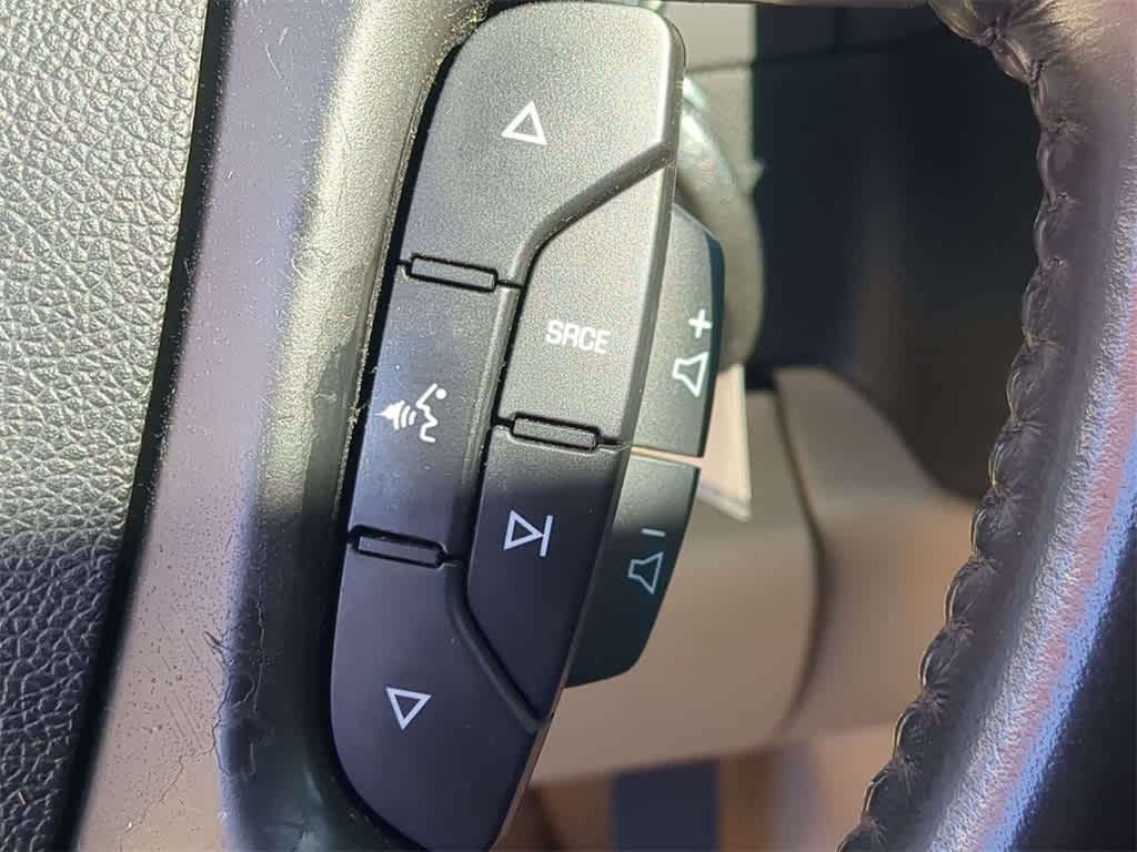 Thumbnail: 2007 Chevrolet Tahoe - 25