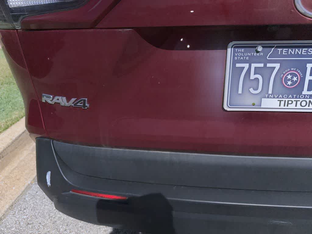 Thumbnail: 2021 Toyota RAV4 - 13