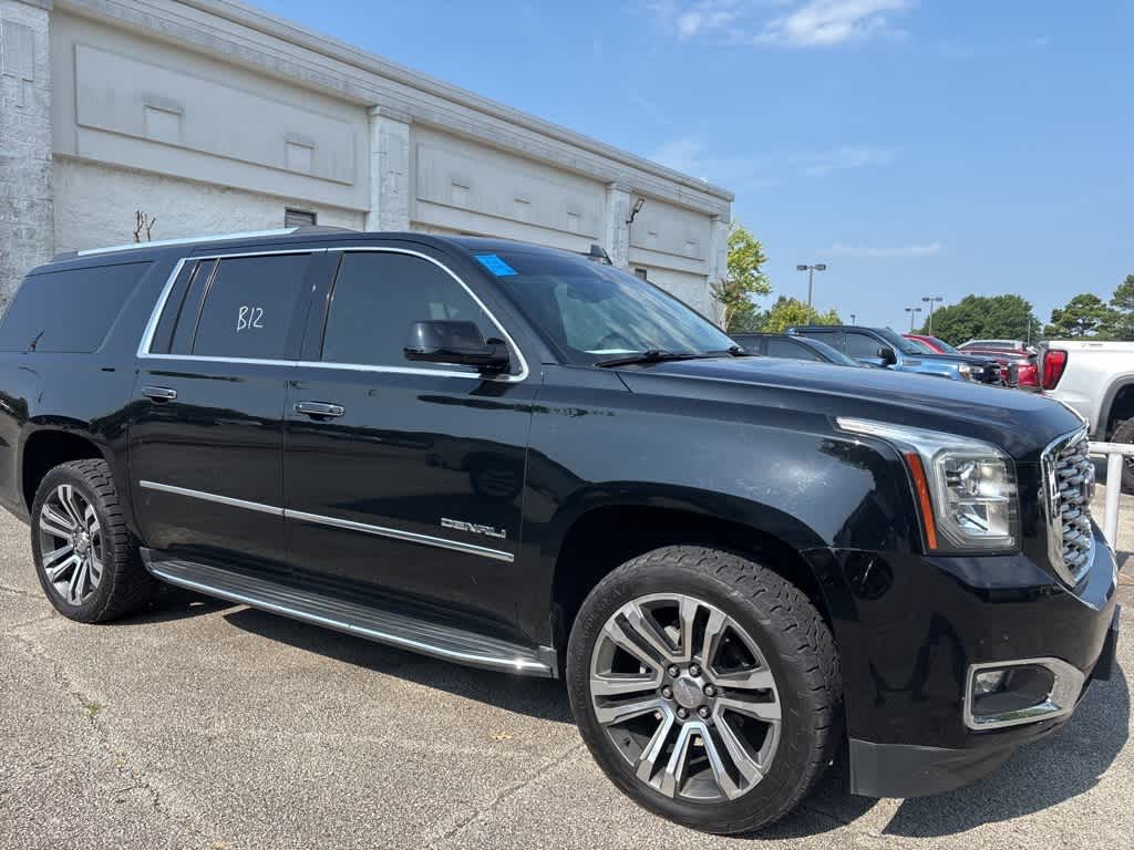 Thumbnail: 2019 GMC Yukon XL - 20