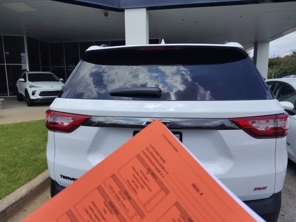 Thumbnail: 2021 Chevrolet Traverse - 5